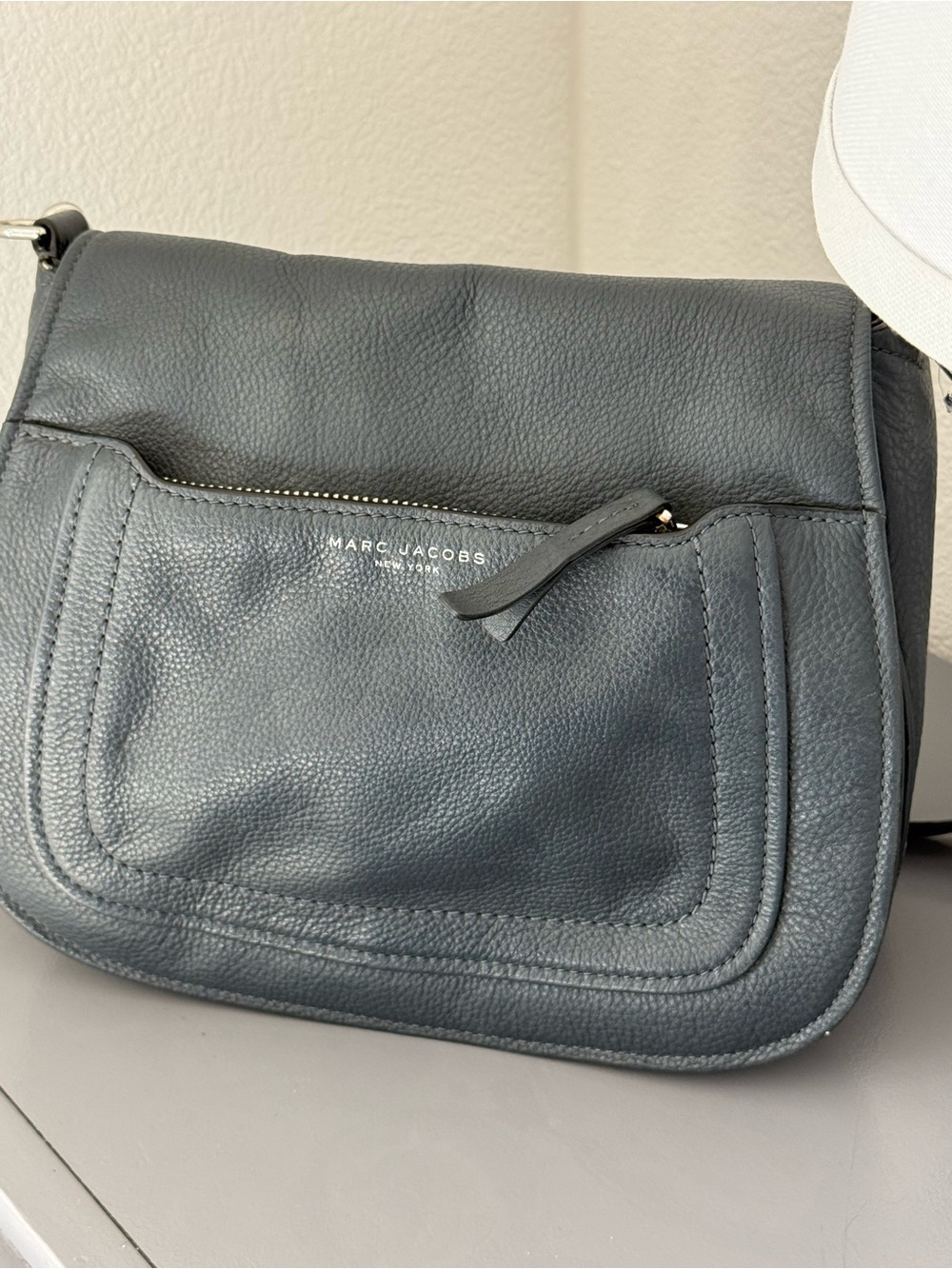 Marc Jacobs New York Pebbled Leather Crossbody Saddle Bag Black Silver HW